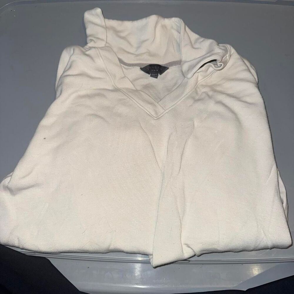 Danskin Women's White and Cream Jumper
